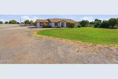 2830 E Ryan Road, Gilbert, AZ 85297 - Photo 2