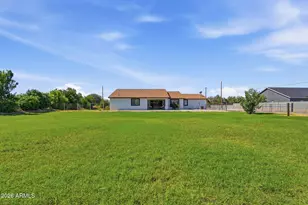 2830 E Ryan Rd, Gilbert, AZ 85297 - Photo 48