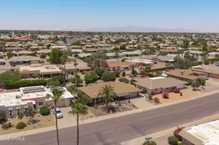 9329 W Briarwood Cir N, Sun City, AZ 85351 - Photo 2