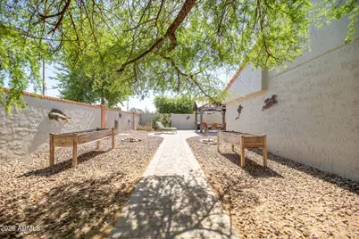 2435 W Greenway Road #8, Phoenix, AZ 85023 - Photo 28