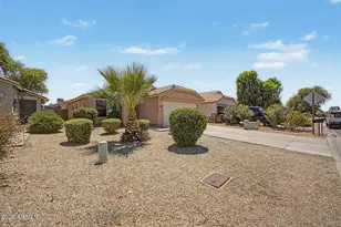 955 E Monteleone St, San Tan Valley, AZ 85140 - Photo 2