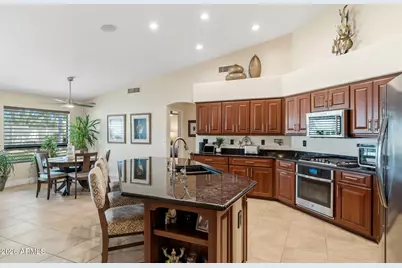 20837 N 87th Drive, Peoria, AZ 85382 - Photo 16