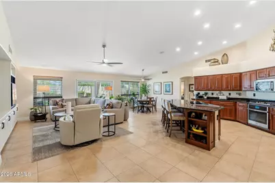 20837 N 87th Drive, Peoria, AZ 85382 - Photo 10