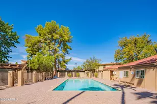 1051 S Dobson Rd, Mesa, AZ 85202 - Photo 4