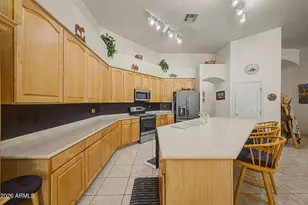 433 W Desert Ave, Gilbert, AZ 85233 - Photo 6