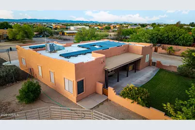 25645 W Blue Sky Drive, Wittmann, AZ 85361 - Photo 2