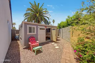 275 S Cypress Ct, Chandler, AZ 85226 - Photo 28