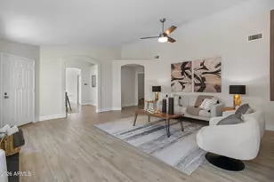18809 N 43rd Pl, Phoenix, AZ 85050 - Photo 12
