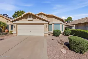 18809 N 43rd Pl, Phoenix, AZ 85050 - Photo 1