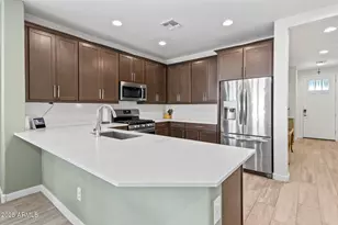 6919 S 13th Pl, Phoenix, AZ 85042 - Photo 4