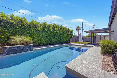 2245 E Cheery Lynn Road, Phoenix, AZ 85016 - Photo 2
