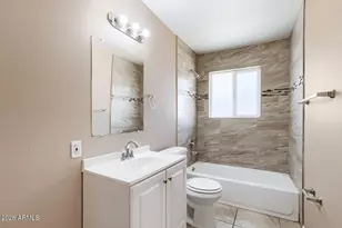 4526 E Burgess Ln, Phoenix, AZ 85042 - Photo 20