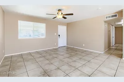 4526 E Burgess Lane, Phoenix, AZ 85042 - Photo 6