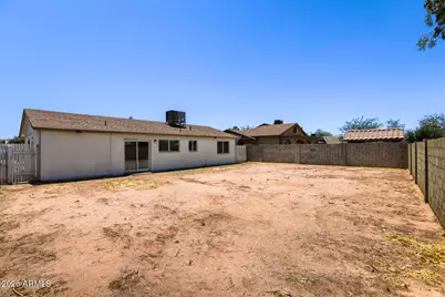 4526 E Burgess Lane, Phoenix, AZ 85042 - Photo 28