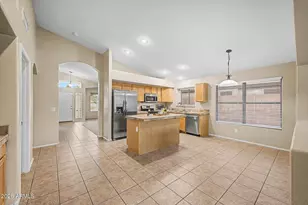 3311 W Walter Way, Phoenix, AZ 85027 - Photo 10