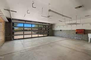 6035 E Carriage Dr, Cave Creek, AZ 85331 - Photo 36