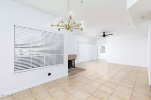 11333 N 92nd St, Scottsdale, AZ 85260 - Photo 2