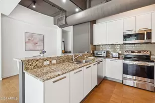 1 E Lexington Ave, Phoenix, AZ 85012 - Photo 10