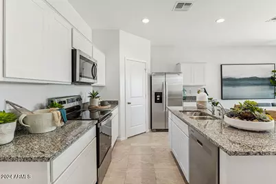 38165 W Capri Avenue, Maricopa, AZ 85138 - Photo 6