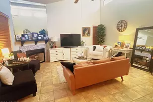 1017 E Maryland Ave E, Phoenix, AZ 85014 - Photo 8