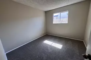 2072 E Donner Dr, Tempe, AZ 85282 - Photo 8