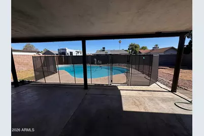 2072 E Donner Drive, Tempe, AZ 85282 - Photo 2