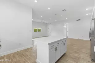 2709 E Phelps Rd, Phoenix, AZ 85032 - Photo 12