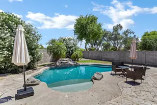2461 W Goldmine Mountain Dr, San Tan Valley, AZ 85144 - Photo 24
