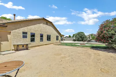 2461 W Goldmine Mountain Drive, San Tan Valley, AZ 85144 - Photo 6