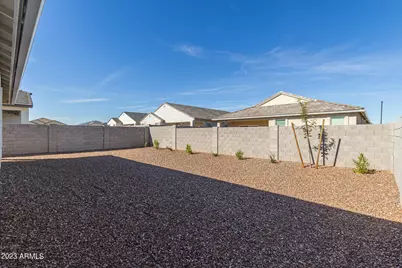 18646 W Buckskin Trail, Wittmann, AZ 85361 - Photo 32