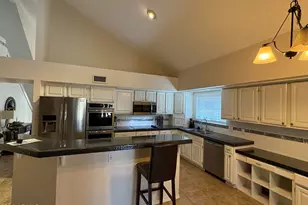 7035 W Morrow Dr, Glendale, AZ 85308 - Photo 4