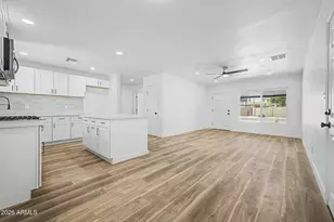 4437 E Almeria Rd, Phoenix, AZ 85008 - Photo 12