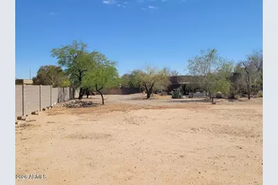 24334 W Desert Vista Trail, Wittmann, AZ 85361 - Photo 34