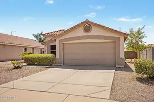 239 S Noble St, Mesa, AZ 85208 - Photo 2