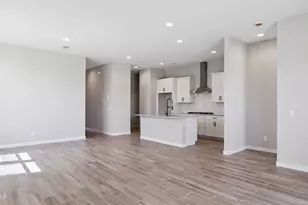 2619 W Satinwood Dr, Phoenix, AZ 85045 - Photo 16