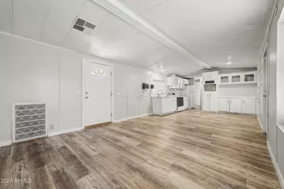 8601 N 71st Avenue #83, Glendale, AZ 85301 - Photo 6
