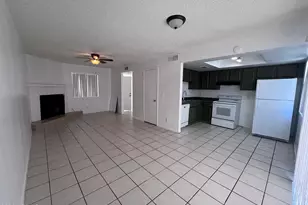 15601 N 27th St, Phoenix, AZ 85032 - Photo 4