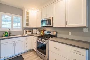 1648 E Mitchell Dr, Phoenix, AZ 85016 - Photo 10