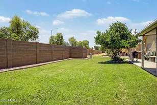 10325 N 95th Dr, Peoria, AZ 85345 - Photo 32