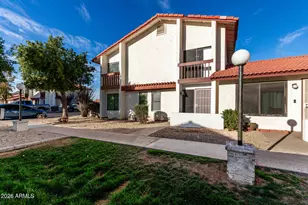 2842 E Beck Ln, Phoenix, AZ 85032 - Photo 2