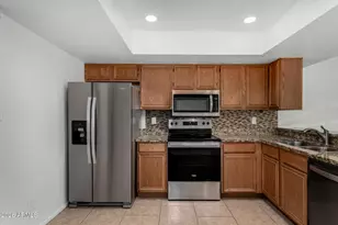 2842 E Beck Ln, Phoenix, AZ 85032 - Photo 10