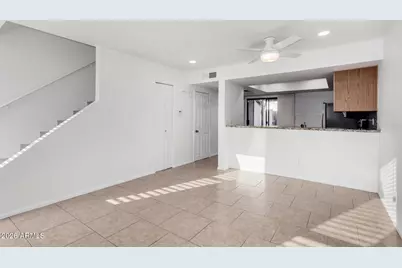 2842 E Beck Lane #2, Phoenix, AZ 85032 - Photo 8