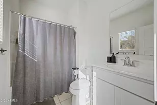2162 W Harmont Dr, Phoenix, AZ 85021 - Photo 32