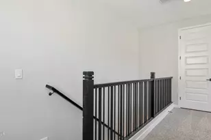 2611 W Satinwood Dr, Phoenix, AZ 85045 - Photo 36