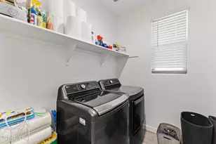 9445 W Heatherbrae Dr, Phoenix, AZ 85037 - Photo 8