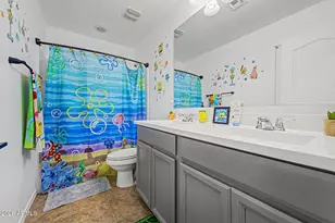 18116 W Turney Ave W, Goodyear, AZ 85395 - Photo 38