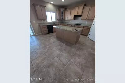 39203 N Carolina Avenue, San Tan Valley, AZ 85140 - Photo 8