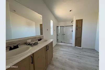 28212 N 255th Avenue, Wittmann, AZ 85361 - Photo 2