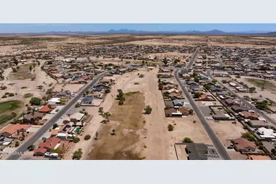 15158 S Country Club Drive, Arizona City, AZ 85123 - Photo 34