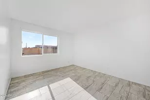 6834 N 81st Ln, Glendale, AZ 85303 - Photo 12